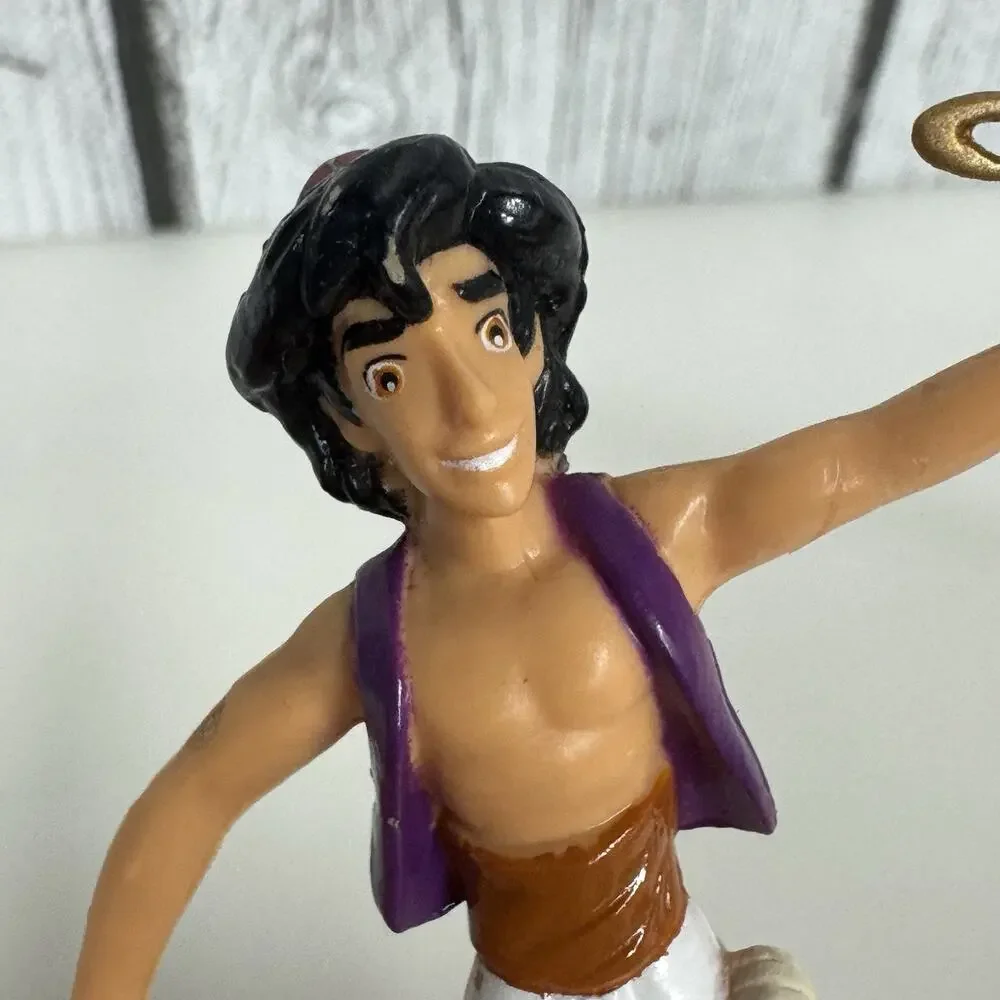Vintage Disney's Aladdin Jasmine Magic Carpet, Aladdin, Genie Magic Lamp - Read